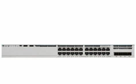 Interruttore Cisco ad alte prestazioni con PoE+ e 10G Uplinks Catalyst 9200L-24P-4X